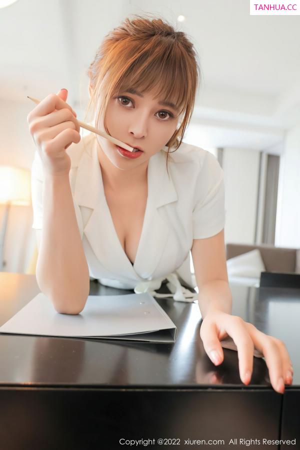 奈沐子  [XiuRen]高清写真图 2022.05.17 No.5019 奈沐子第12张图片